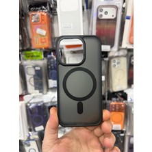 Elixem İphone 15 Pro Uyumlu Siyah Silicone Magsafe Kamera Çıkıntılı Sert Kılıf