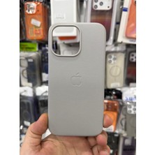 Elixem İphone 15 Pro Max Uyumlu Gri İçi Kadife Logolu Deri Gizli Magsafe Sert Kılıf