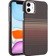 Royal Case iPhone 11 Kılf Ince Yapıı Şık Sert Karbon Magsafe Görünümlü Premium Kapak Ryc/vega Magsafe- Çöl Titanyum