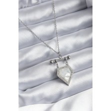 Hkursat 316L Çelik Gümüş Renk Zirkon Taş Detay Kadın Kolye