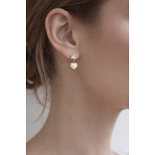 Yağmur Kadın Kalp Zirkon Taşlı  Çelik Kararmaz Paslanmaz Küpe Gold Sedef Beyaz Renk  Sevgili Özel Gün Hediye