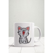 Neşeli Yavru Gri Kedi Baskılı Kupa Bardak - Kedili Kupa