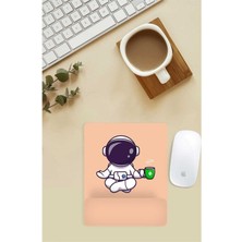Kopya - Yogacı Astronot Desenli Bilek Destekli Mouse Pad