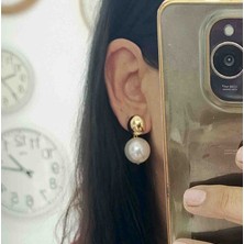 Gong Saat Inci Detaylı Küpe