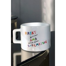 Hayat Garip Olabilir Ama Sen De Normal Sayılmazsın Baskılı Çay Fincanı