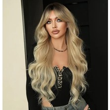 Aura Peruk Yoğunluğu Muhteşem Ombreli Perçemli Geniş Dalgalı Modelimiz