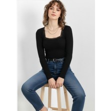 Zuzudan Kare Yaka Dantelli Kaşkorse Bluz - Siyah