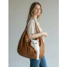 Kemique Suni Deri Su Geçirmez Kahverengi Kedi Taşıma Çantası – Emniyet Kemerli