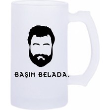 Sartre Art Ahmet Kaya Başım Belada Esprili Motto Baskılı Bira Bardağı 500 ml - Büyük Boy Kulplu Cam Kupa