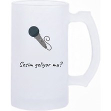 Sartre Art Sesim Geliyor Mu ? Esprili Motto Baskılı Bira Bardağı 500 ml - Büyük Boy Kulplu Cam Kupa