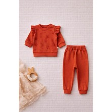 The Nest Kids Autumn Clay Premium Organik Pamuklu Kırmızı Fırfır Detaylı Günlük Bebek Alt Üst Takım