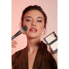 Eco Lounge Kompakt Pudra - 12 Saate Kadar Kalıcılık - Sıcak Cilt Alt Tonu - Compact Powder 09 Golden Sand