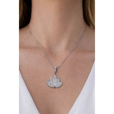 Suzi Shine Taşlı Lotus Çiçeği Çelik Kolye