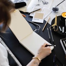 Eco Lounge 21X15 cm Sert Kapak 80 Yaprak 140 Gr. Eskiz Defteri - Book - Bordo