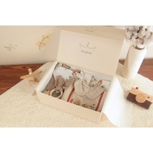 Uniq Baby Çiçekli Tulum, %100 Pamuk 7 Parça Kız Bebek Hediye Kutusu – Pike, Koala Desenli Müslin Set ve Tulum