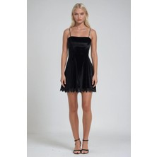 Lijuri Dantel Detaylı Askılı Kadife Mini Elbise 2016