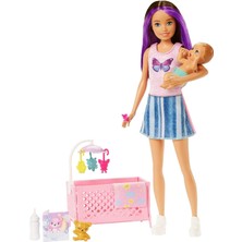 Barbie Skipper® Bebek Bakıcısı™ Mavi Saçlı Bebek ve Oyun Seti, 3y+, HJY33