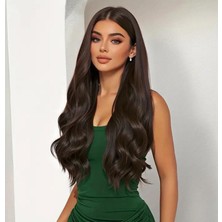 Aura Peruk Kahve Tonundaki Muhteşem Doğallığa Sahip Perçemsiz Dalgalı Vip Modelimiz