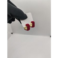 Cadde Dükkanı Kadife Kumaşlı Kırmızı Sallantılı Küpe