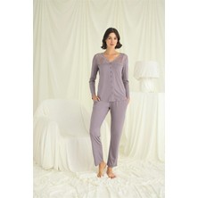 Lyyn Arias Closet Yakası Kolu ve Omzu Dantelli Boydan Düğmeli Pijama Takımı