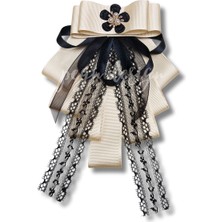 Pegu Luxury Ekru Dantelli Kadife Kurdele Incili Çiçekli Yaka Broş,papyon,kravat ..