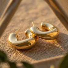 Zeino Bombeli Asimetrik Halka Küpe - 14K Altın Rengi Kaplama, 2,7 cm