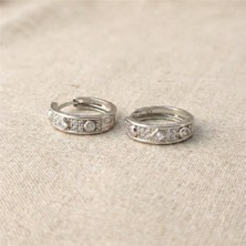 Zeino Geometrik Taşlı Halka Küpe - Gümüş Rengi Kaplama, 1,8 cm Çap