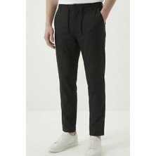 Veleno Erkek Siyah Jogger Pantolon Dokuma Çizgili Düğmeli Ön Patlı Fermuarlı Arka Cepli Regular Kalıp