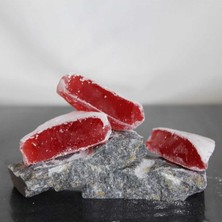 Yıldırım Şekerleme Isparta'dan Gül Yapraklı Muska Gül Lokumu 1750 Gram