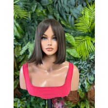 Aura Peruk Kumral Kısa Perçemli Bob Kesim Sevil Modelimiz