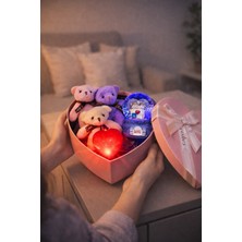 Kesene Sevgililer Günü Romantik Aşk Kutusu Işıklı Mor Kar Küresi 3'lü Peluş Ayıcık Işıklı Kalp Hediye Seti
