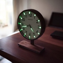 Time Gold Fosforlu Eskitme Ahşap Ayaklı Plastik Gövdeli Masa Saati Sessiz Akar Saniye