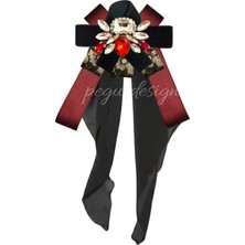 Pegu Kristal Taşlı Figürlü Kadife Broş , Kenarları Tırtıklı Özel Tasarım Şifon Kumaşlı