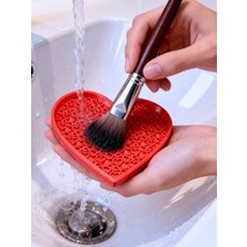 Kalpli Silikon Makyaj Fırçası Temizleme Aparatı – Pratik, Hijyenik ve Hızlı Fırça Yıkama