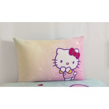 Taç Zorluteks Lisanslı Hello Kitty & Friends Desenli % 100 Pamuk Kumaş 1 Adet Yastık Kılıfı 50X70 cm