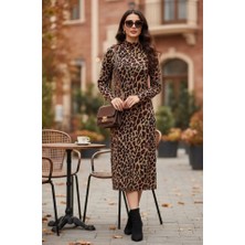 Pazarcan Kadın Uzun Kollu Balıkçı Yaka Leopar Desenli Midi Boy Elbise