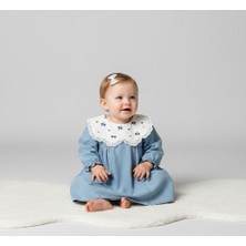 Bebeva Baby Kız Bebek %100 Pamuklu Fisto Dantel Yaka Nakışlı Yumuşak Uzun Kollu Kot Elbise