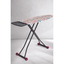 Pratik ve Şık Ütü Masası, Kolay Kullanım ve Dayanıklı Tasarım