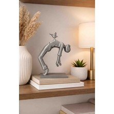 Özgürlüğe Dönüş" ve "ruhun Kanatlanışı Figürü