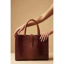 Kadın Taba Rugan Evrak Çantası, Kilit Detaylı, 3 Bölmeli, Ayarlanabilir Askılı