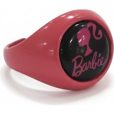 Gossip Team Pembe Barbie Yazılı ve Logolu Yüzük - Siyah Yuvarlak Detaylı Retro Aksesuar