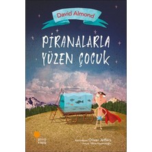 Getittir Piranalarla Yüzen Çocuk