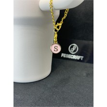 Özbience Pembe Charm S Harf Uyumlu Termos Aksesuarı Çanta ile Şıklık ve Fonksiyonellik