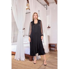 Aria's Closet Arias Closet Dantelli Tüllü ve Dekolteli Saten Sabahlık Takımı