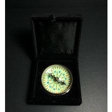 Özbience Kadife Kutulu Pirinç Pusula, Şık ve Zarif Doğa Rehberi