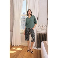 Red Womans Çiçek ve Yaprak Desenli V Yaka Büyük Beden Kapri Takımı