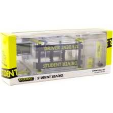 Kayem Kay  1/64 Accessories Garage Tools Set 658474