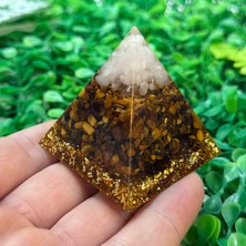Taş Uzmanı Orgonit Piramit – Kristal Kuvars, Kaplan Gözü ve Altın Renkli Simler