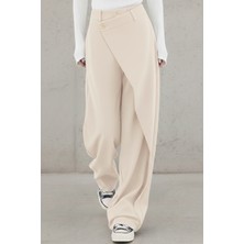 x Nurbeli Kadın Asimetrik Tasarımlı Düğme Kapama Palazzo Pantolon