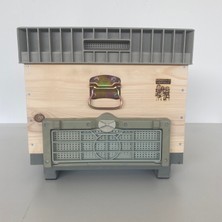 Marangozgiller Tek Katlı Plastiktaban ve Plastik Kovan Tabanı ile Birinci Sınıf Fırınlanmış Göknar Ağacından 10 Çıtalı Arı Kovanı